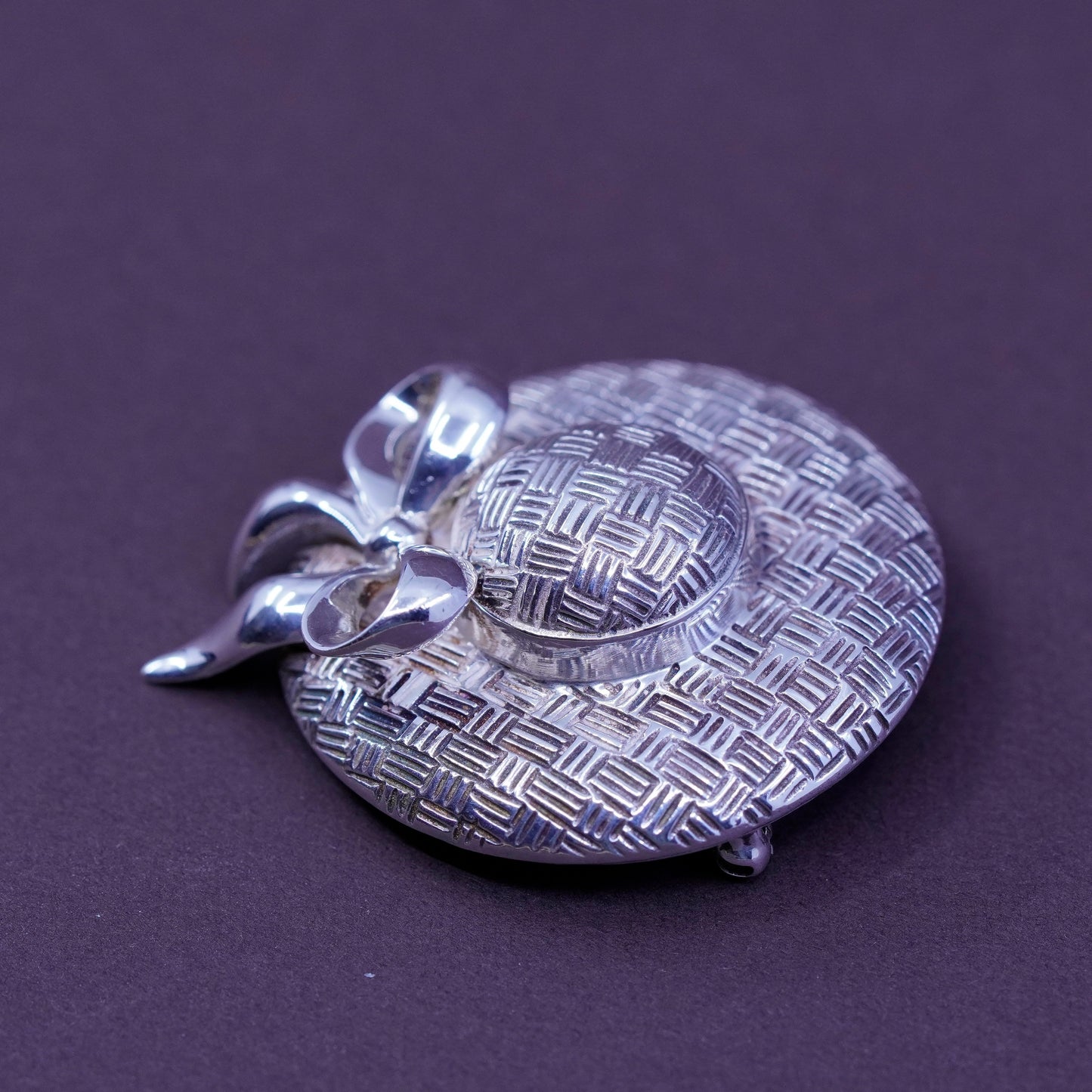 Vintage SBI sterling 925 silver straw beach hat brooch with ribbon bow tie