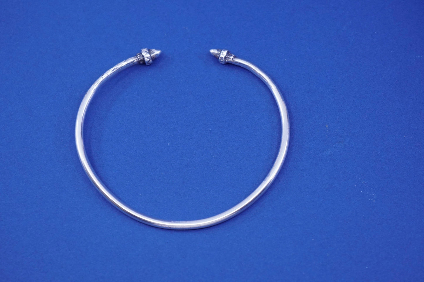 8.5”, vtg sterling silver handmade bracelet, stackable 925 cuff with arrow