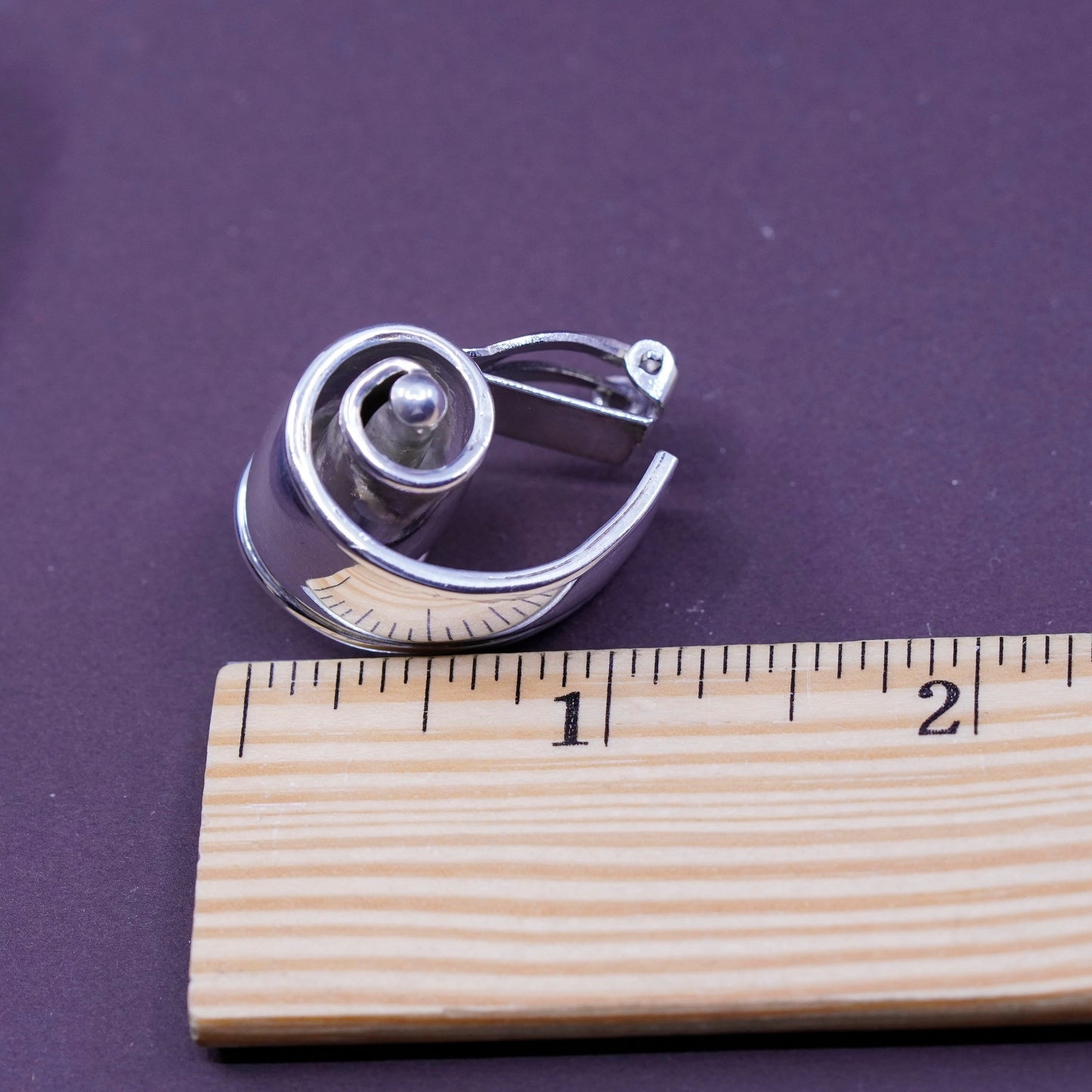 Vintage mexico Sterling silver handmade clip on, 925 modern swirl earrings