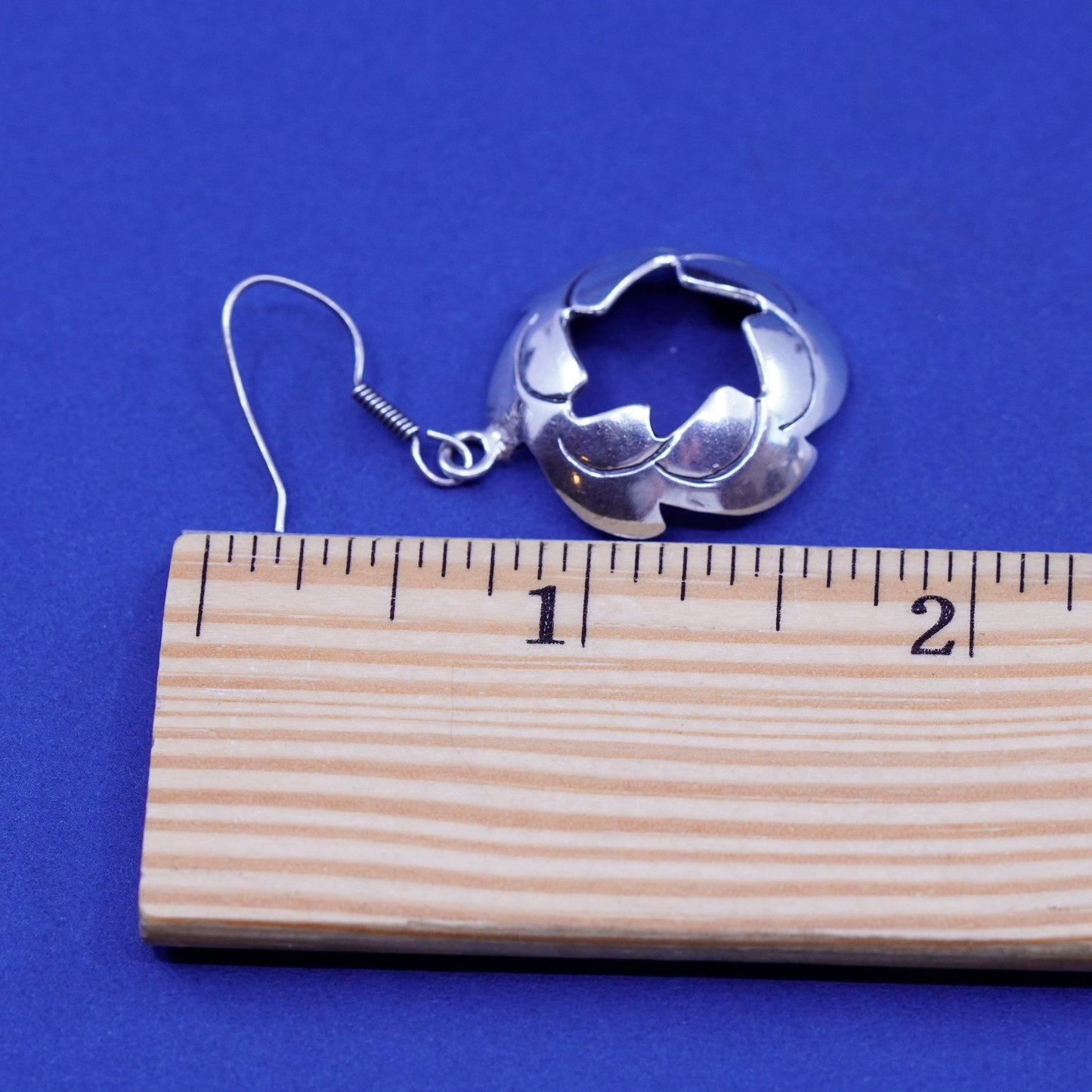 Vintage Sterling Silver handmade Earrings. 925 swirly circle disc dangles