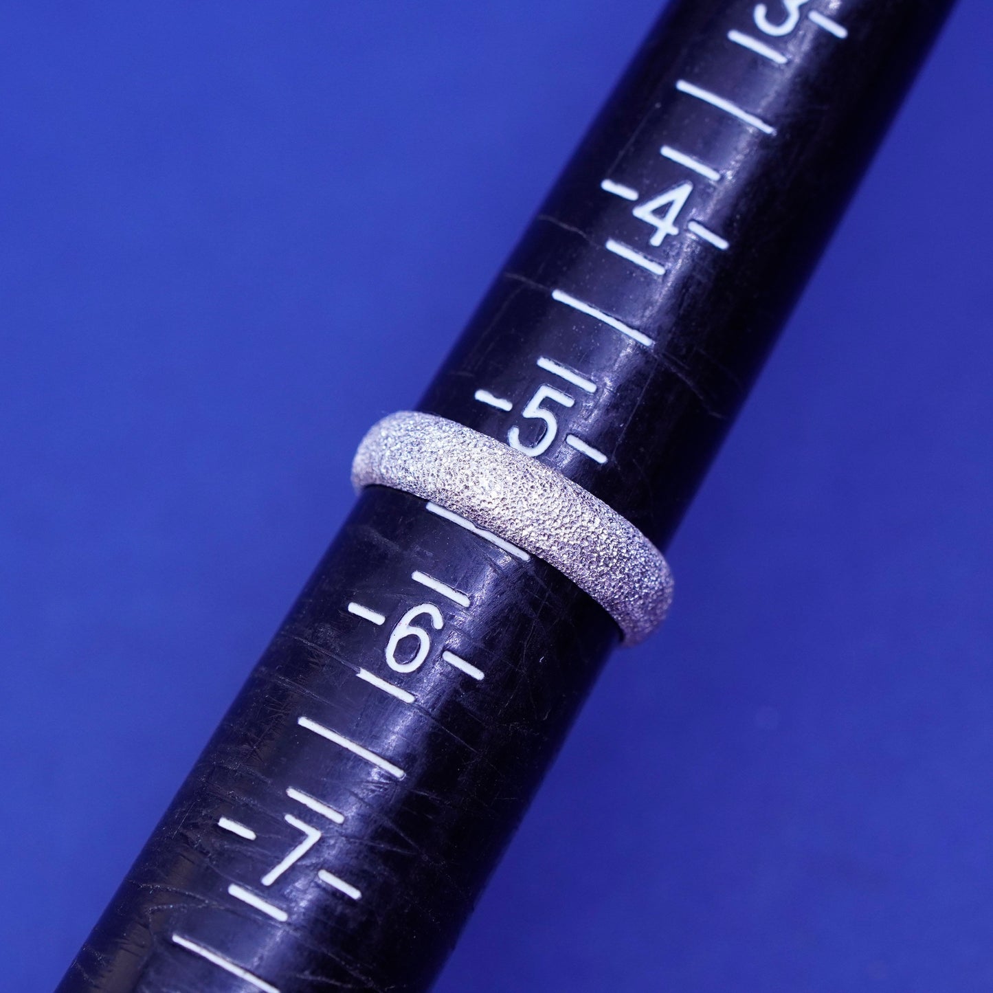 Size 5.25, Sterling silver ring, southwestern 925 glittering textured band