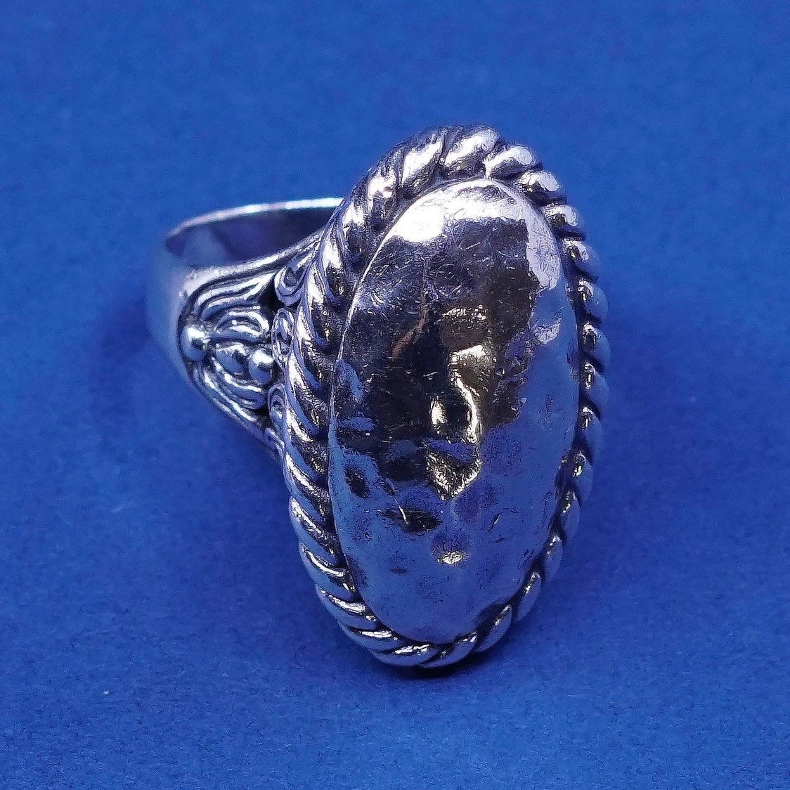 sz 7.75, Sterling silver handmade ring, mexico 925 Statement ring w/ hammered