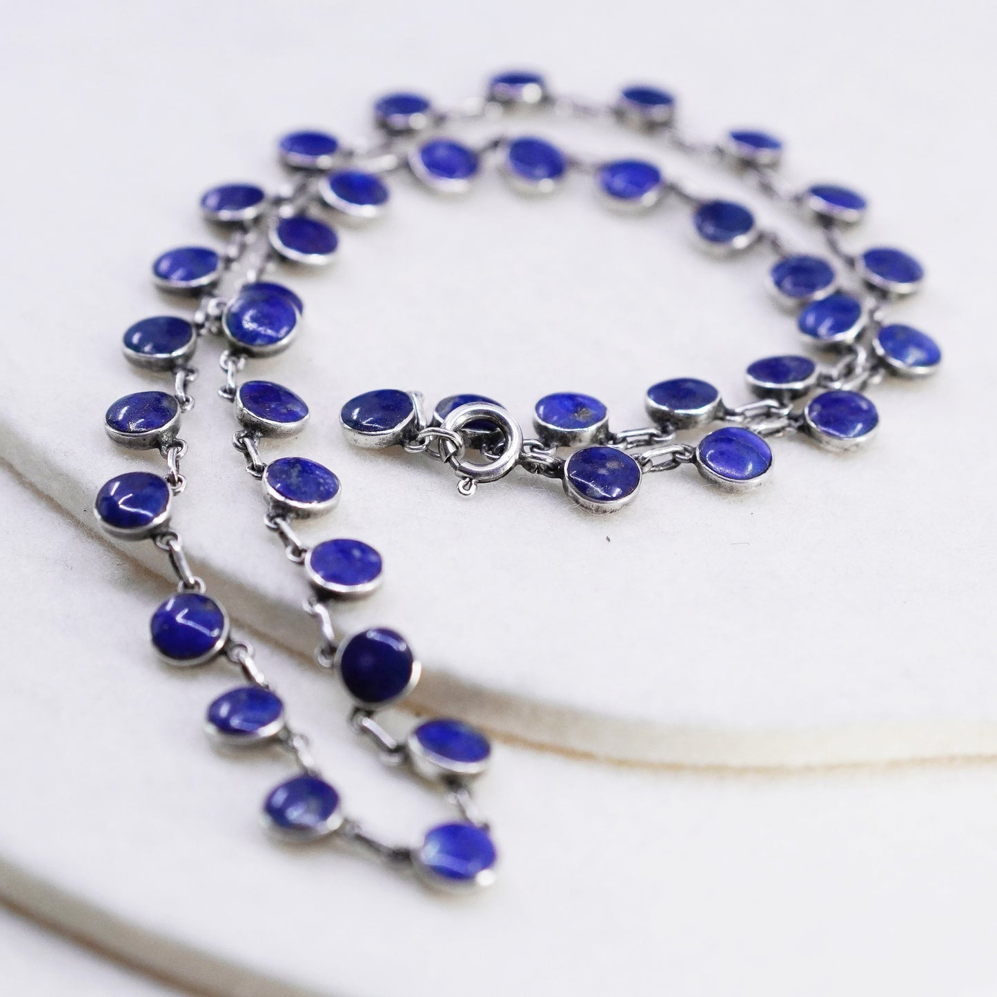 18”, Vintage Sterling 925 silver handmade circle necklace with lapis lazuli