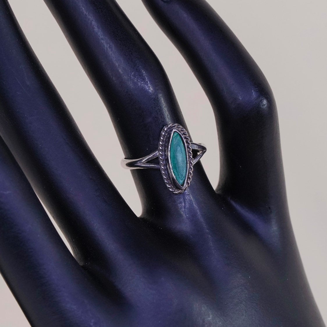 sz 5.25, vtg sterling silver ring, Native American handmade 925 ring w/ turquoise