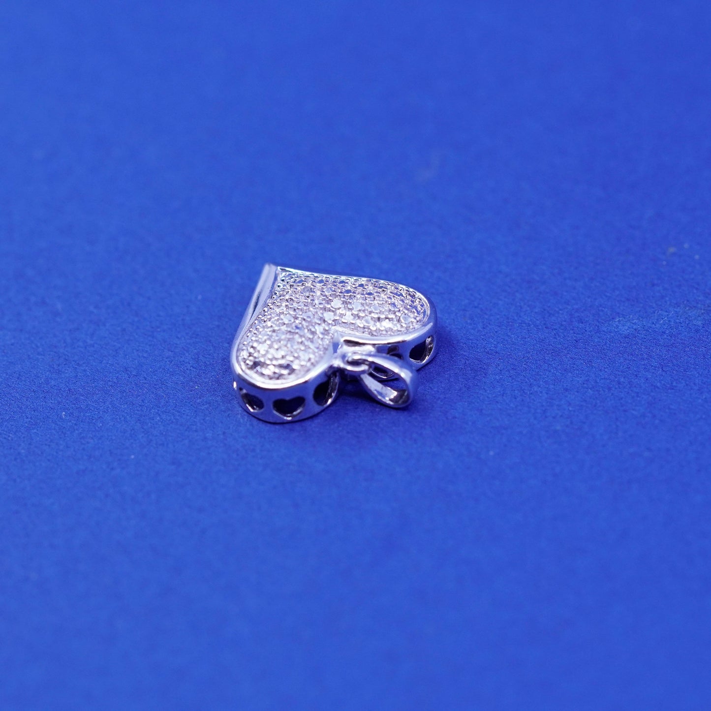 Vintage Sterling 925 silver heart pendant with diamond