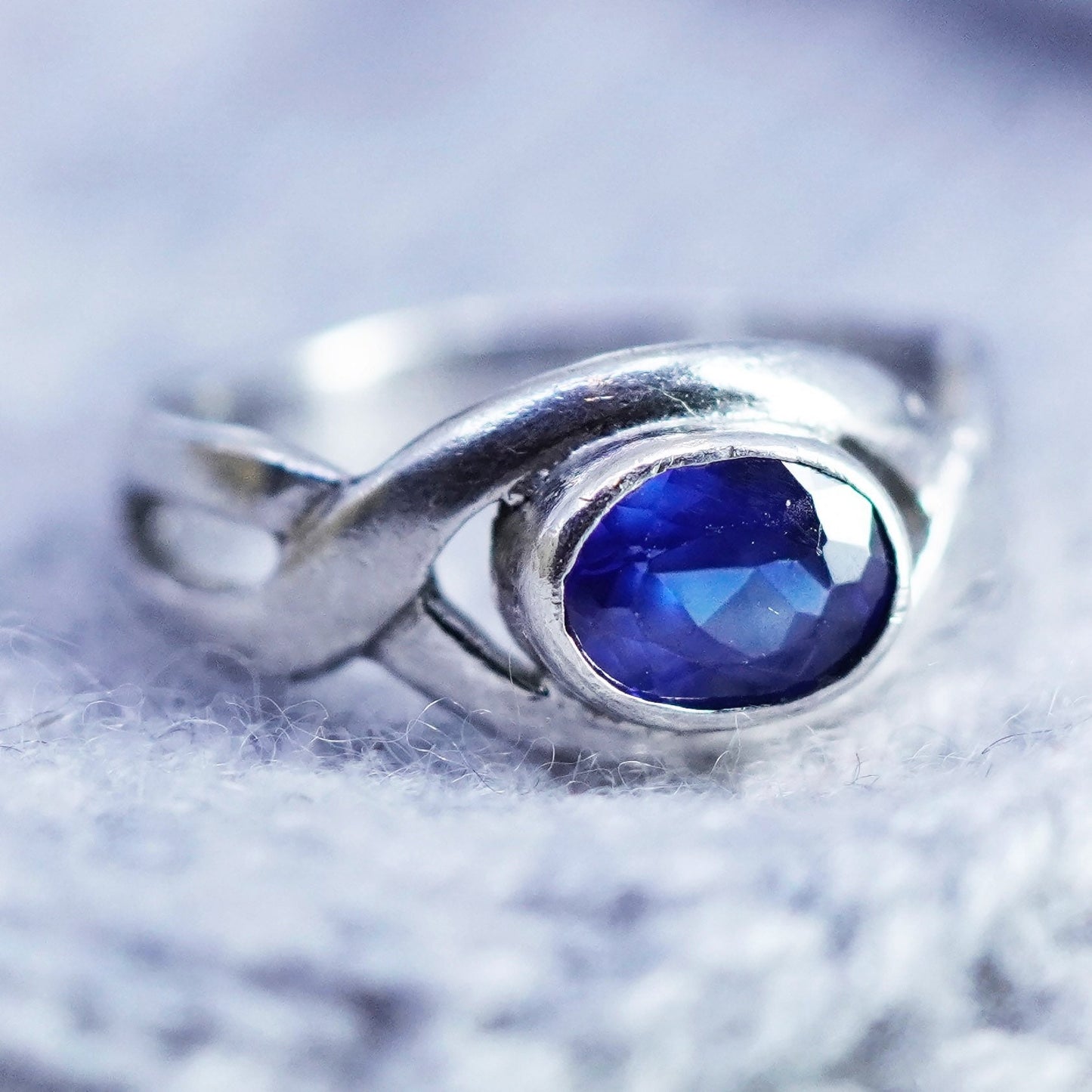 Size 7.75, vintage Sterling 925 silver handmade statement ring w/ blue crystal