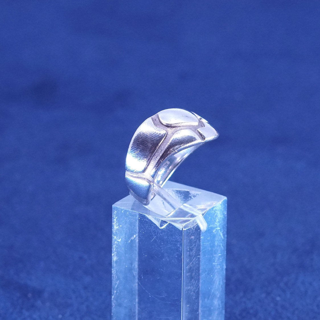 sz 7.5, vtg Fossil Sterling silver handmade ring, hopi 925 band w/ wavy pattern