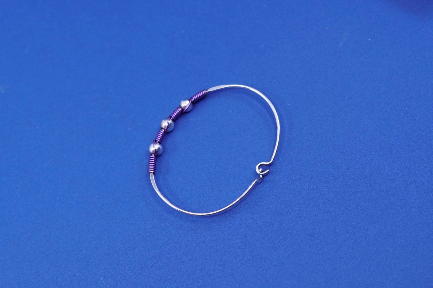 6”, vintage Sterling silver handmade bracelet, 925 hinged bangle with beads