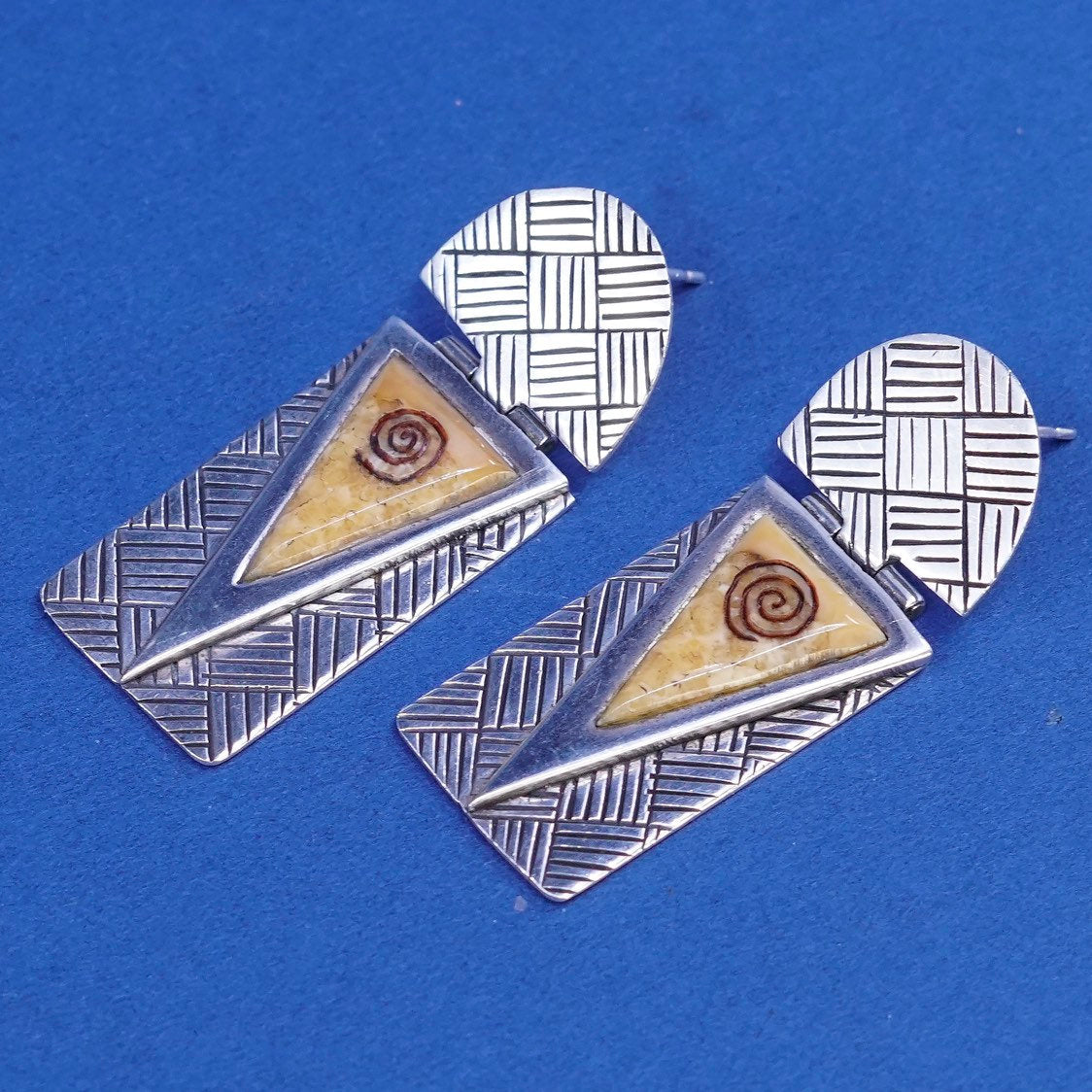 vtg 1990s Earrings Sterling Silver Zealandia, 925 rectangular dangles w/ swirl