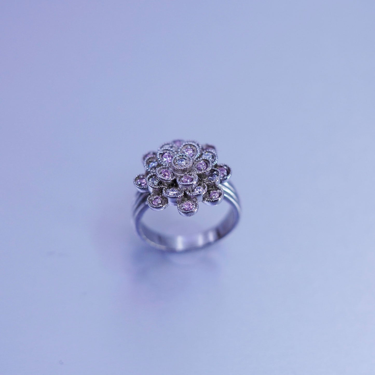 Size 7, vintage fashion Sterling 925 silver flower ring with cluster cz