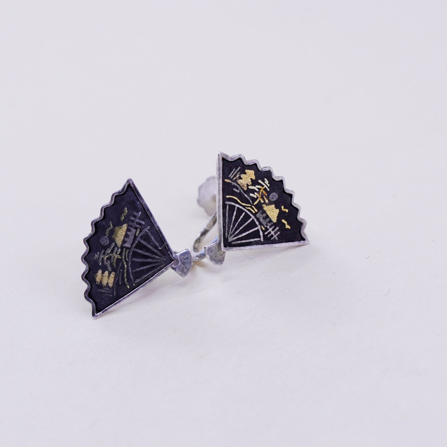 vintage two tone Sterling silver earrings 925 screw back Japanese fan landscape