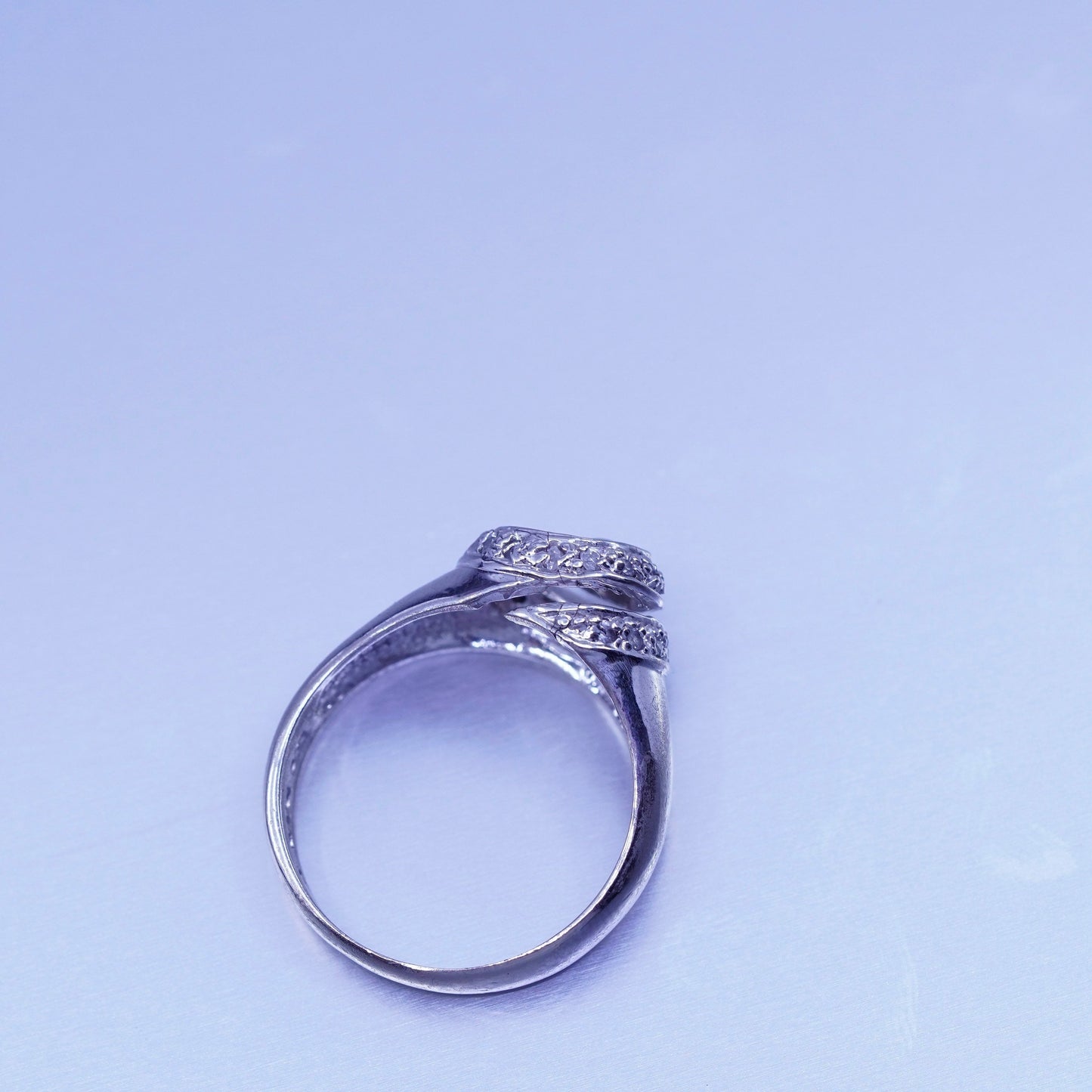 Size 9, vintage Sterling 925 silver handmade swirly ring with Cz