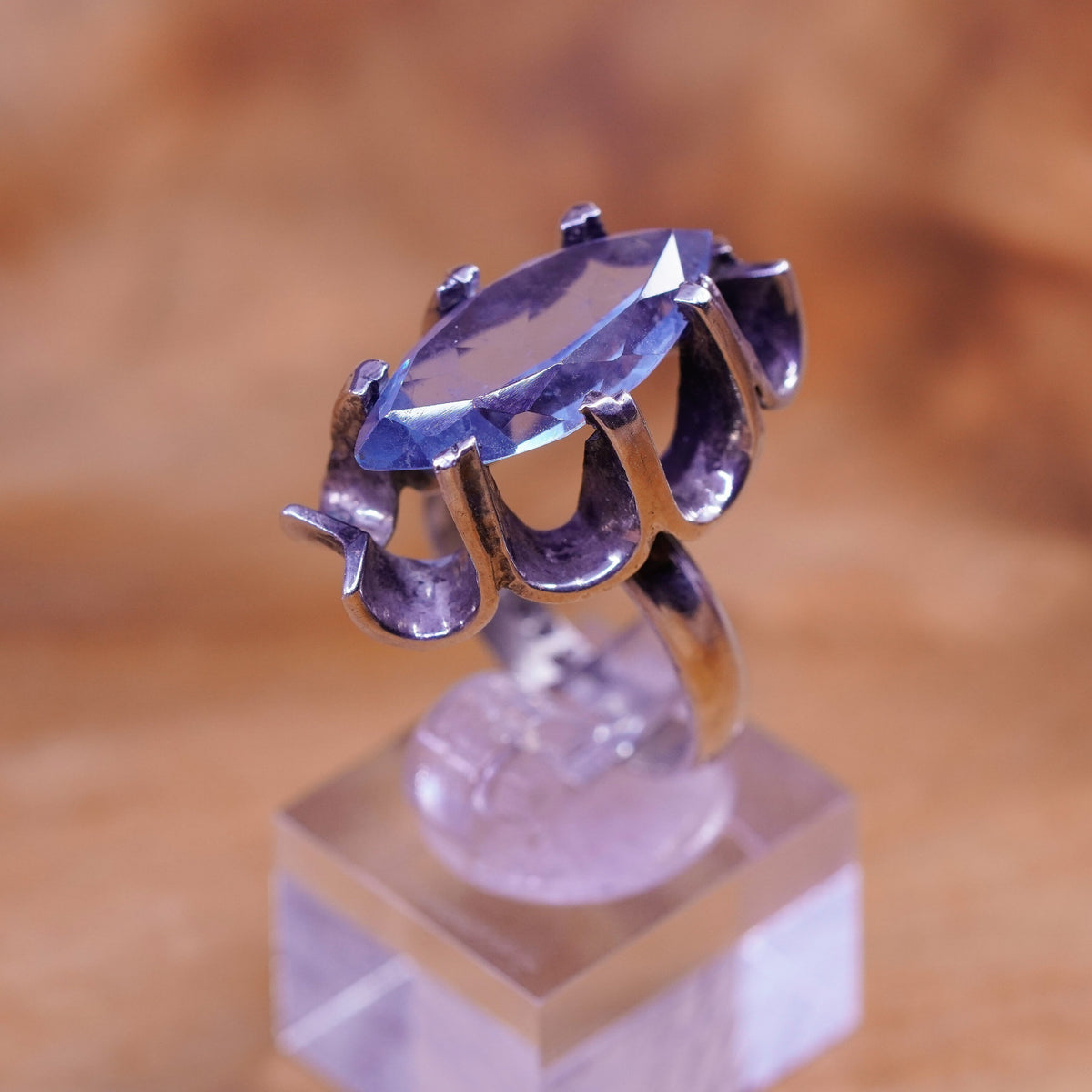 Size 7.25, Vintage Sterling 925 silver handmade flower crown ring blue quartz
