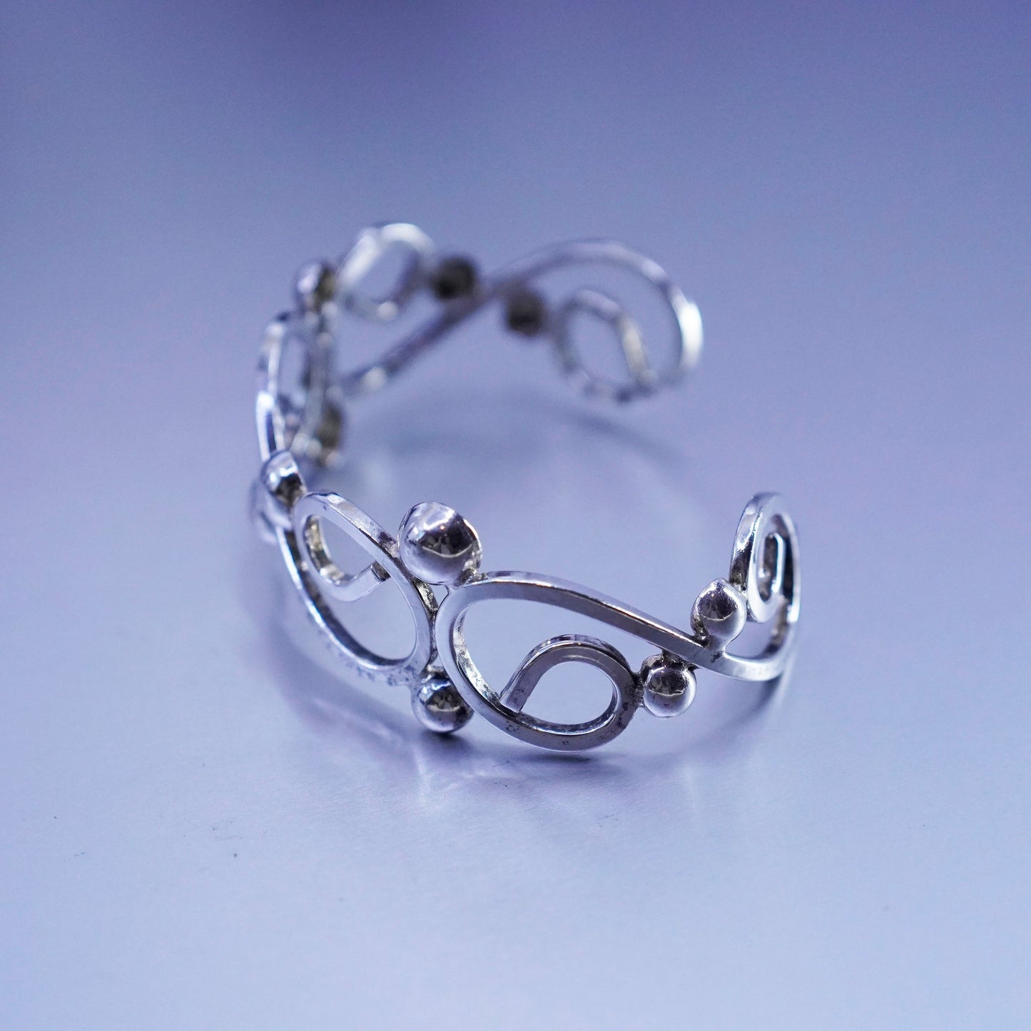 6.25”, Vintage Sterling 925 silver handmade bracelet, swirly cuff