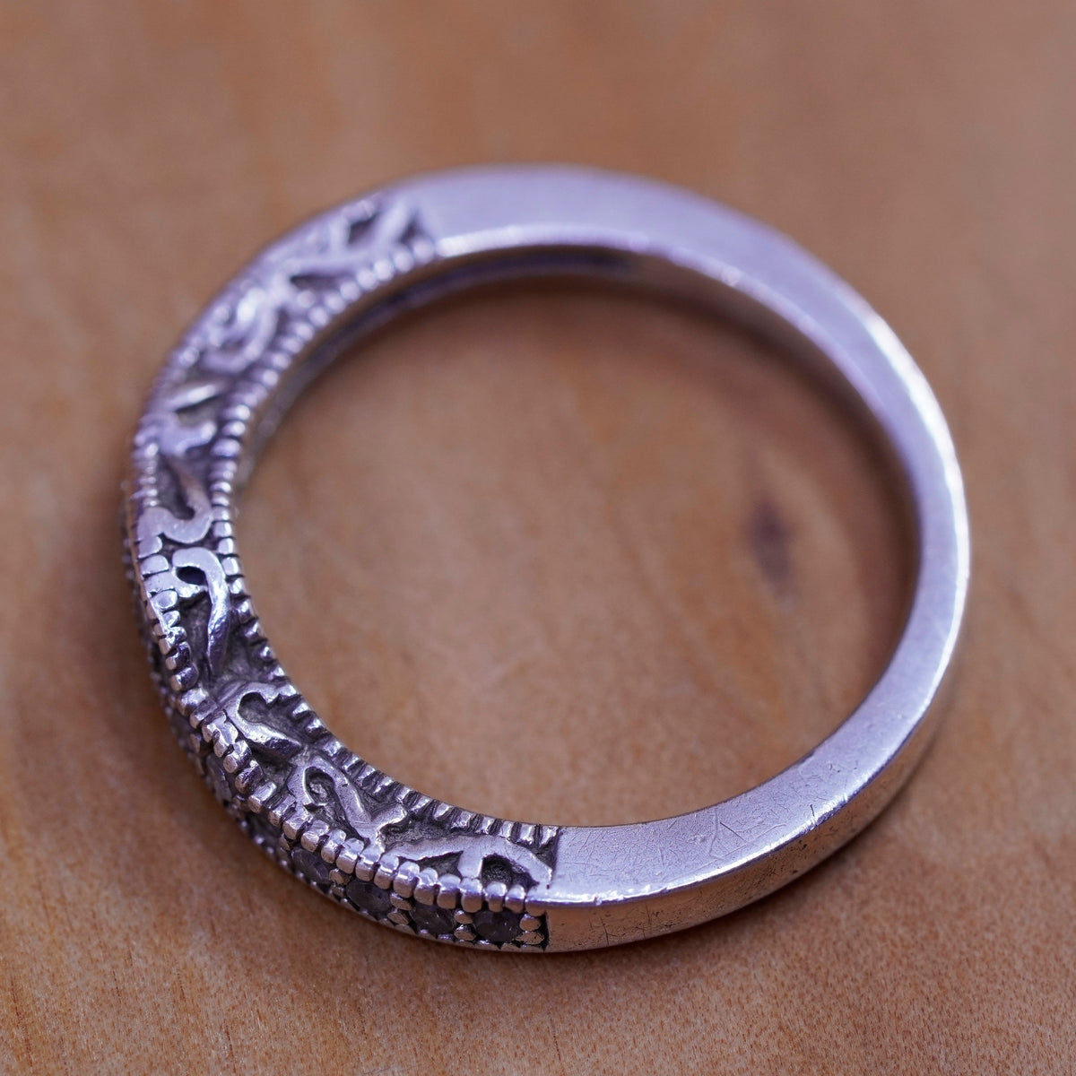 Size 6, vintage Sterling 925 silver wedding band ring with clear crystal