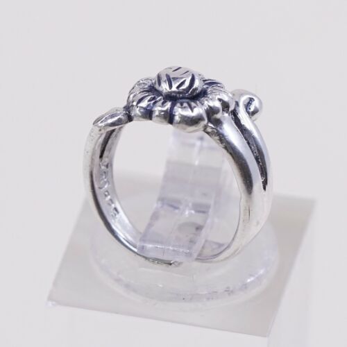 Size 1, Vtg Sterling Silver handmade open end Ring. 925 Daisy Flower Band