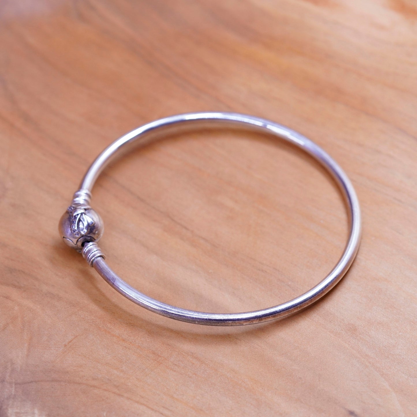 7.25”, sterling silver handmade bracelet, 925 hinged bangle ribbon bow tie cz