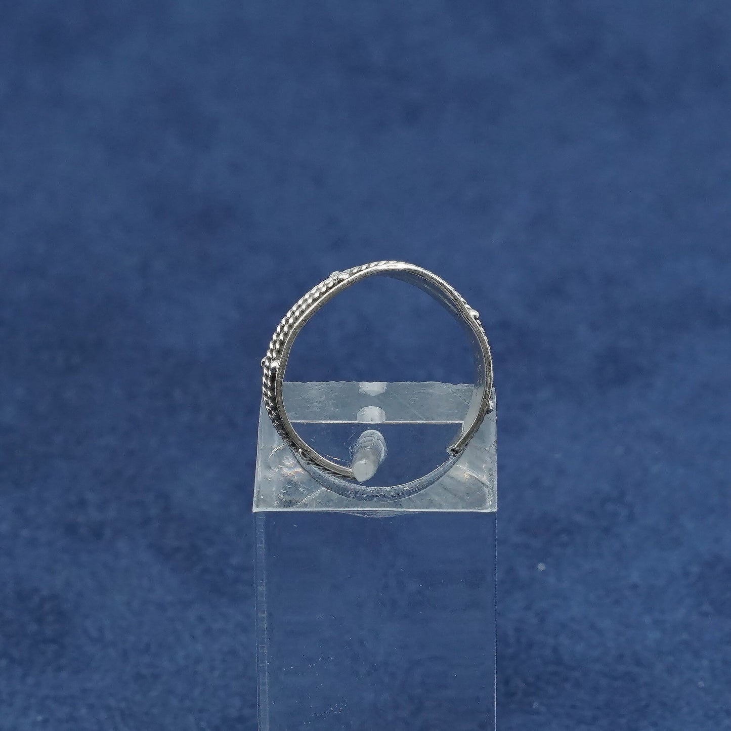 sz 4, vtg mexico Sterling silver handmade band, 925 band w/ bead N cable