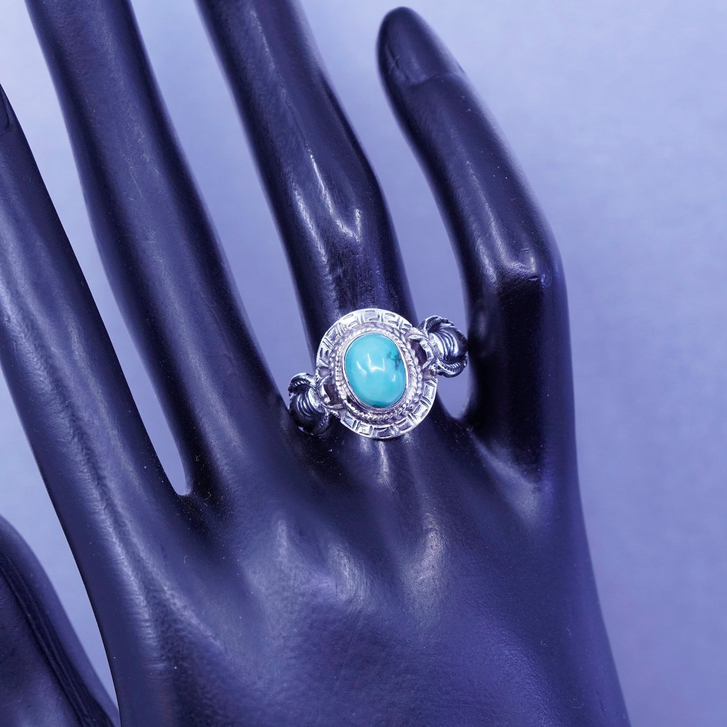Size 9, Native American navajo Sterling 925 silver handmade ring with turquoise