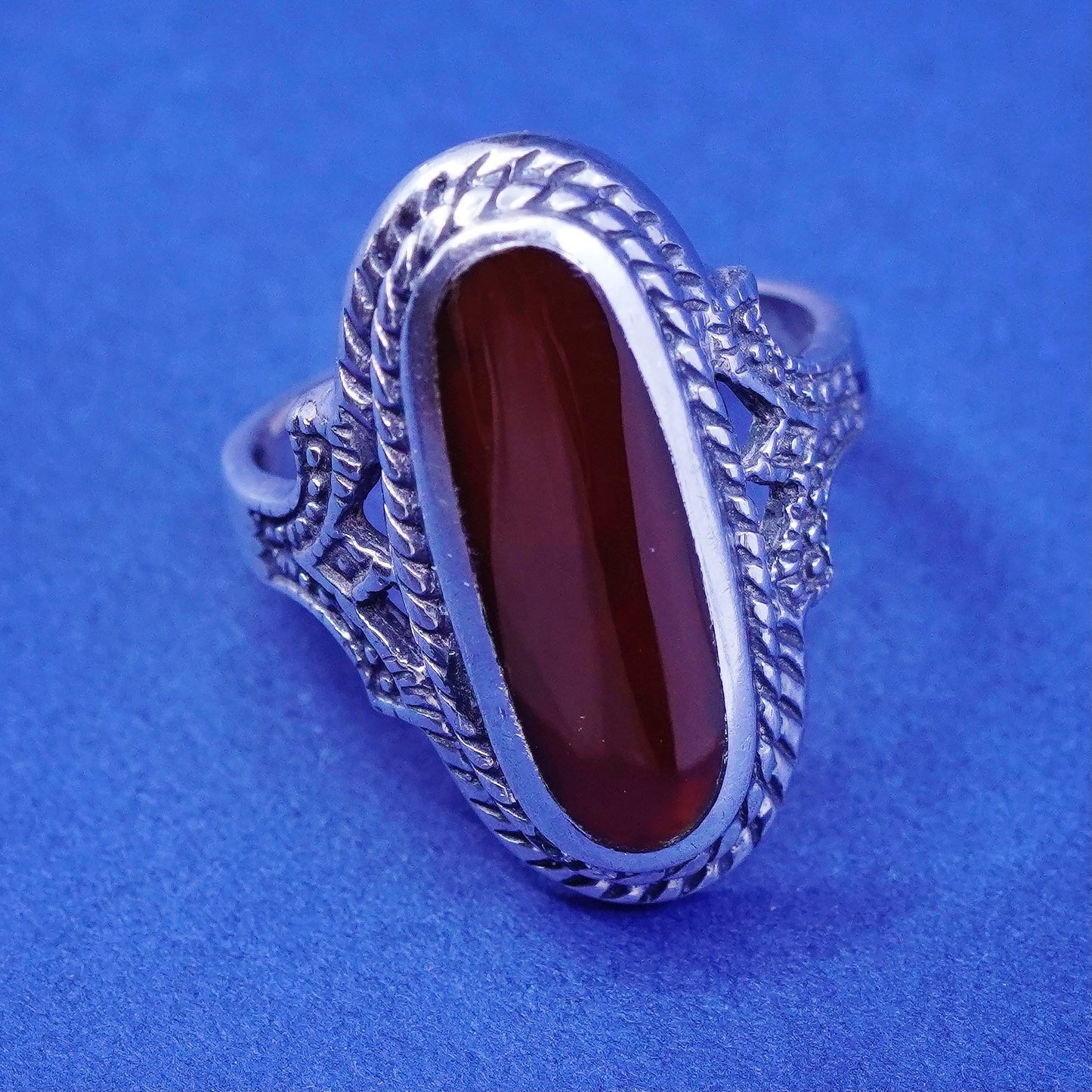 Size 7.5, vtg Sterling Silver 925 Red Carnelian handmade Ring w/ beads N cable