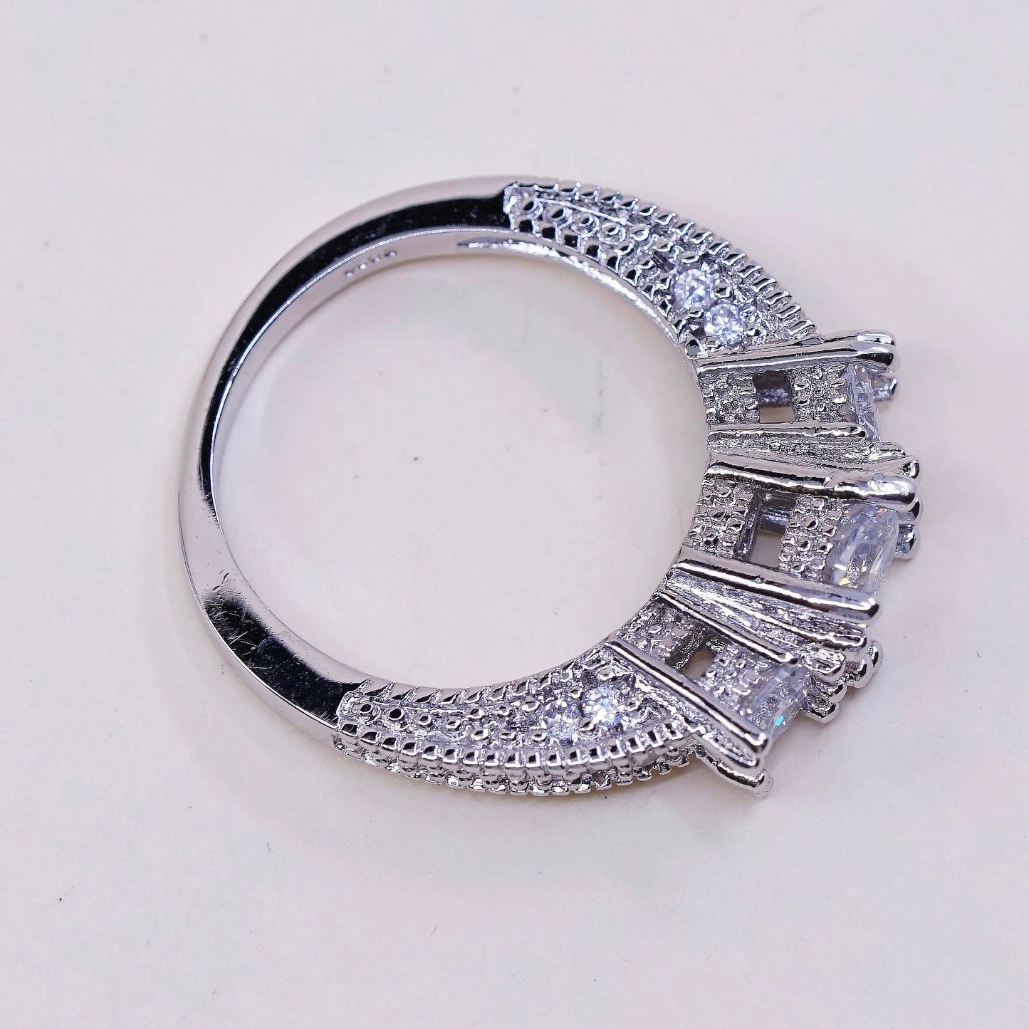 Size 7 vintage jewelry, sterling 925 silver cluster crystal engagement ring