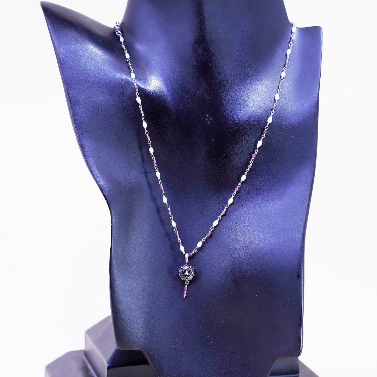 17”, Sterling silver necklace, 925 circle chain w/ garnet flower pendant pearls