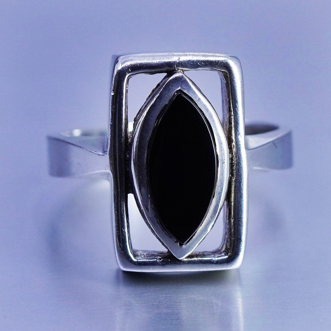 Size 6.5, vintage modern Sterling 925 silver handmade ring with obsidian