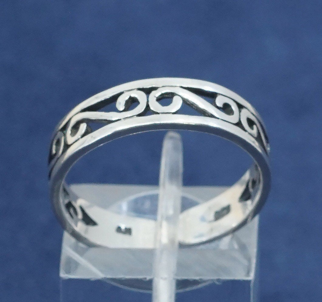 sz 9, vtg minimalist, filigree Sterling silver handmade wavy 925 statement ring