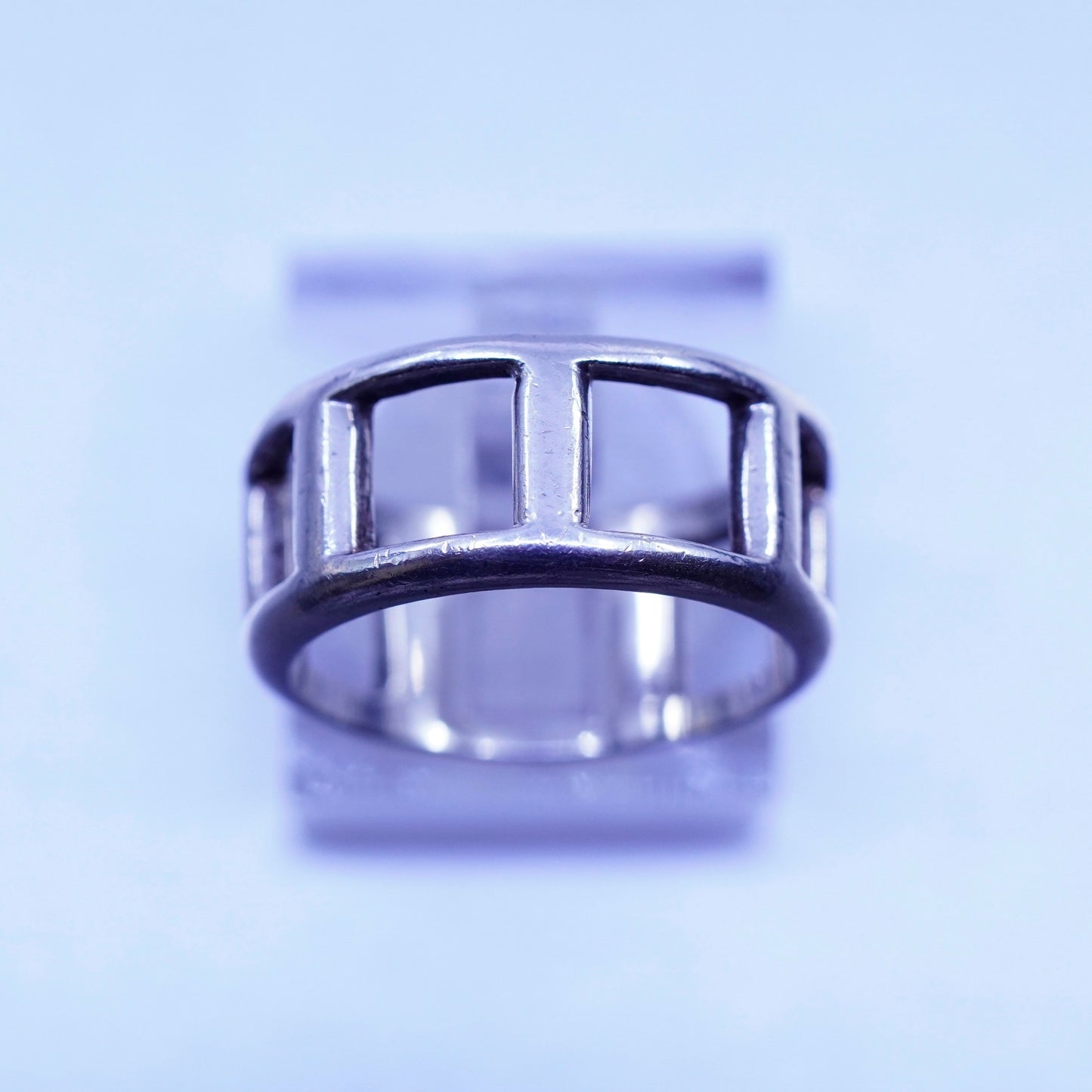 Size 7.75, vintage southwestern Sterling 925 silver handmade ring, band