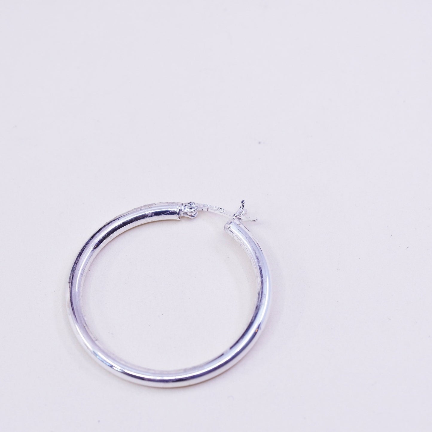 1.25” Vintage sterling silver loop earrings, fashion minimalist primitive hoops
