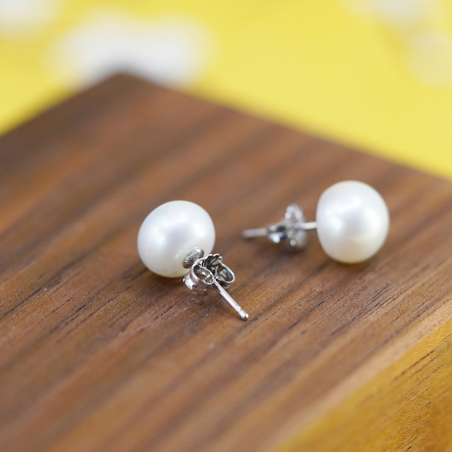 7mm, Vintage 925 Sterling silver handmade studs earrings white pearl