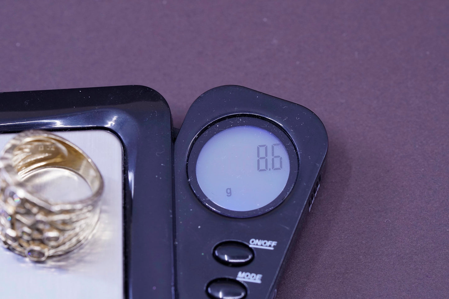 Size 7, Vintage Vermeil gold over Sterling 925 silver band ring with cz