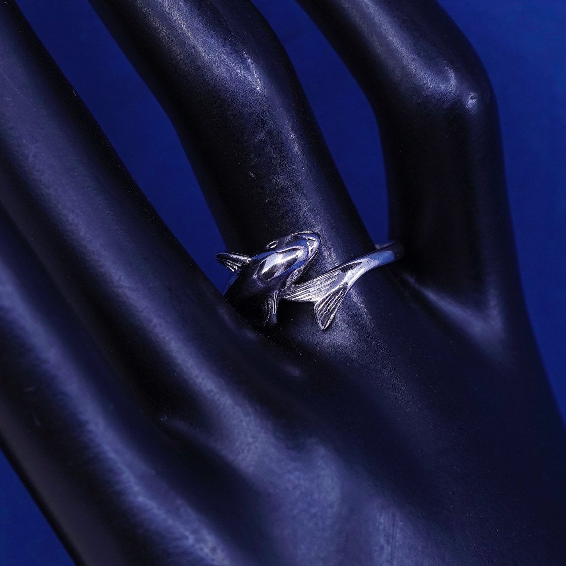 sz 9, vtg sterling silver handmade ring, 925 dolphin, stamped 925