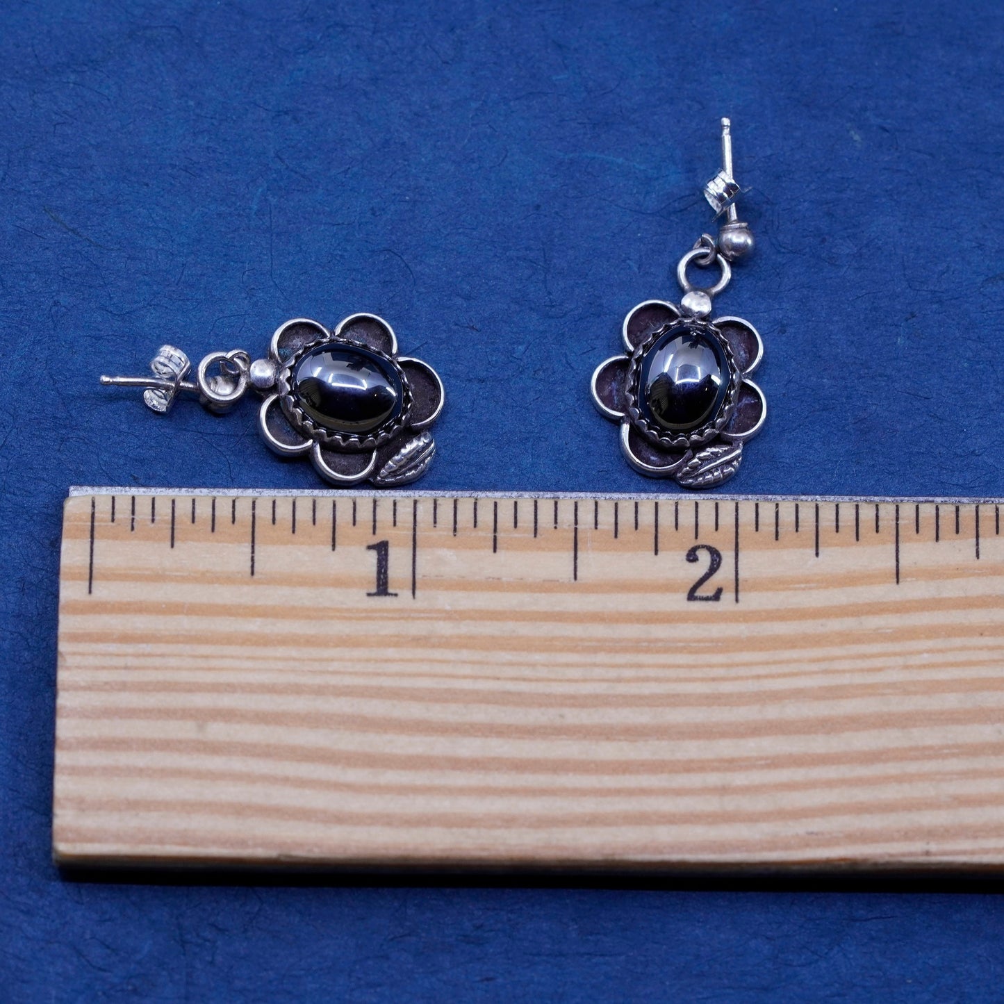 Vintage Sterling silver handmade earrings, 925 drops with hematite and leaves