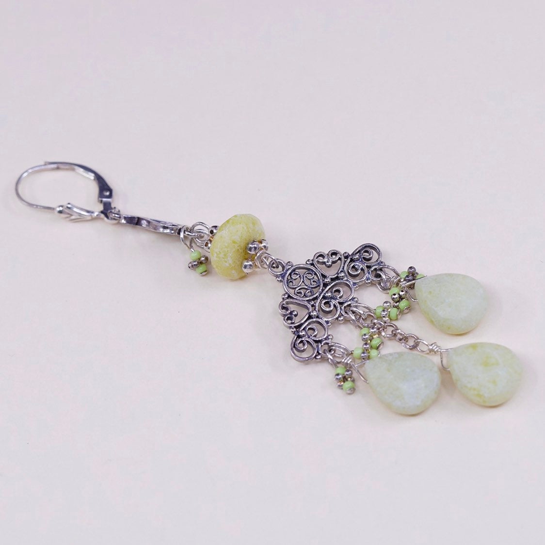 vtg Sterling silver handmade earrings, 925 hammered circle w/ teardrop jade