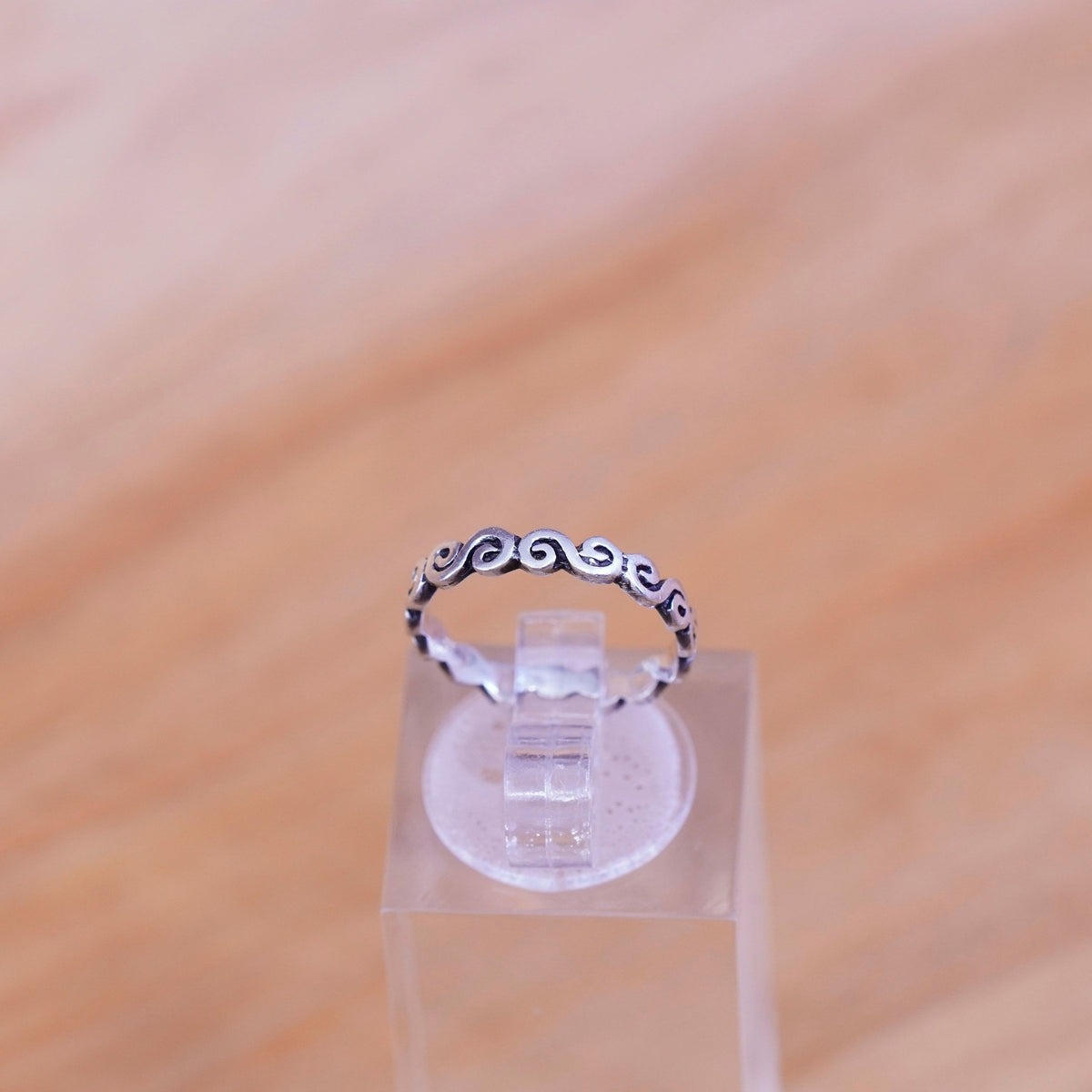 Size 3, vintage Sterling silver handmade tiny ring, 925 swirl band