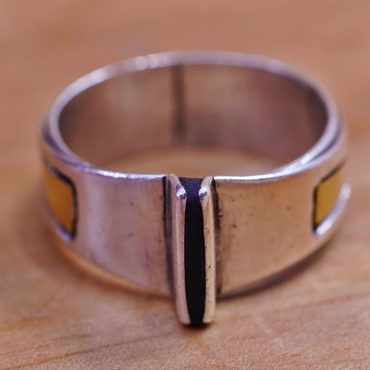 Size 9, vintage modern Sterling 925 silver handmade ring with brass