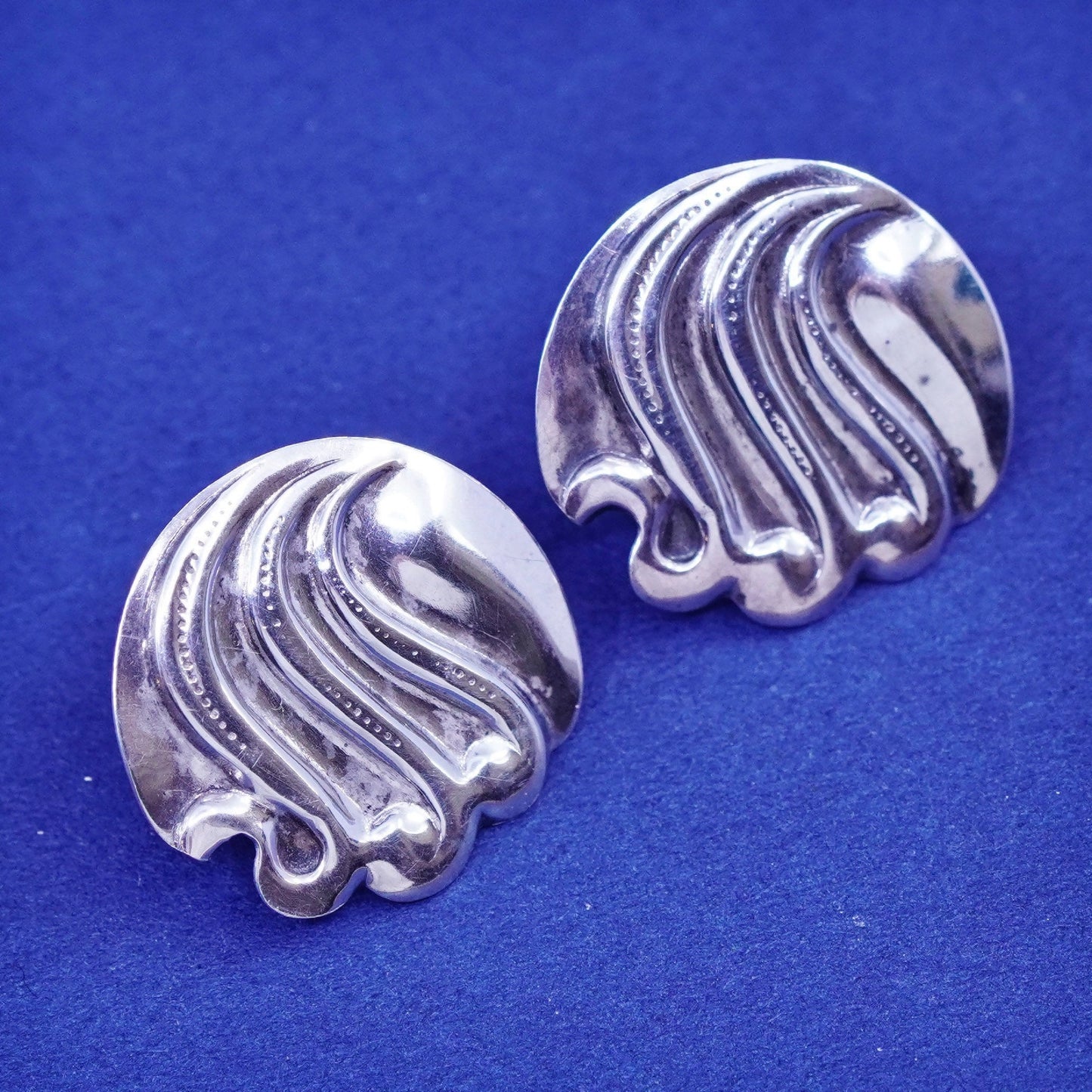 vintage Sterling silver handmade Ribbed earrings, modern 925 studs