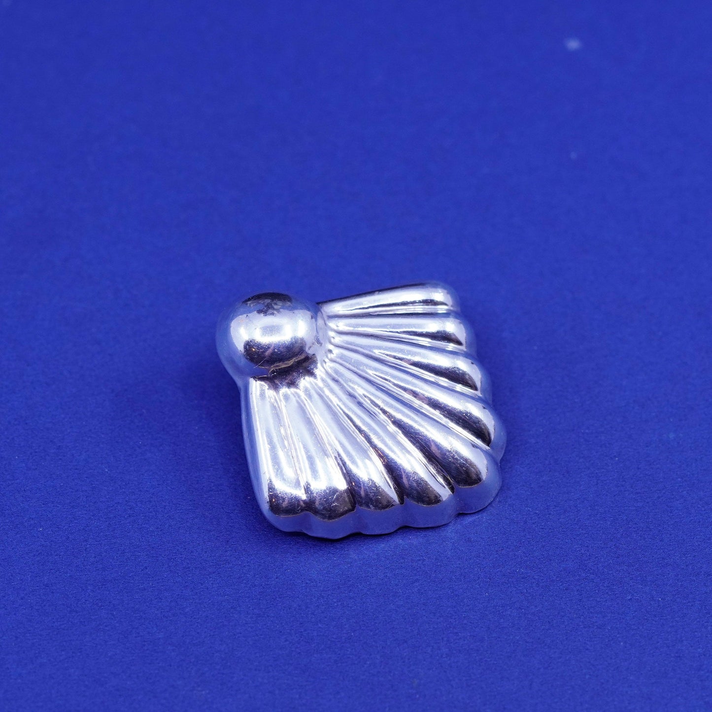 Vintage Sterling silver handmade earrings, mexico 925 ribbed clip on