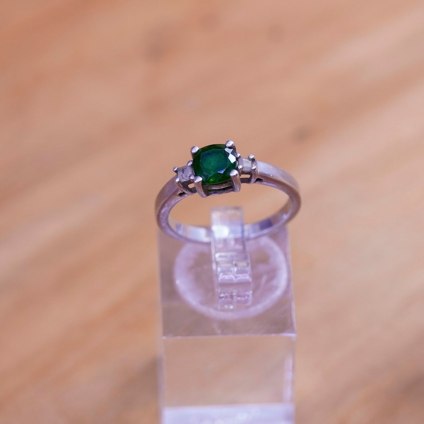 Size 7.25, vintage Sterling 925 silver handmade ring with peridot and cz