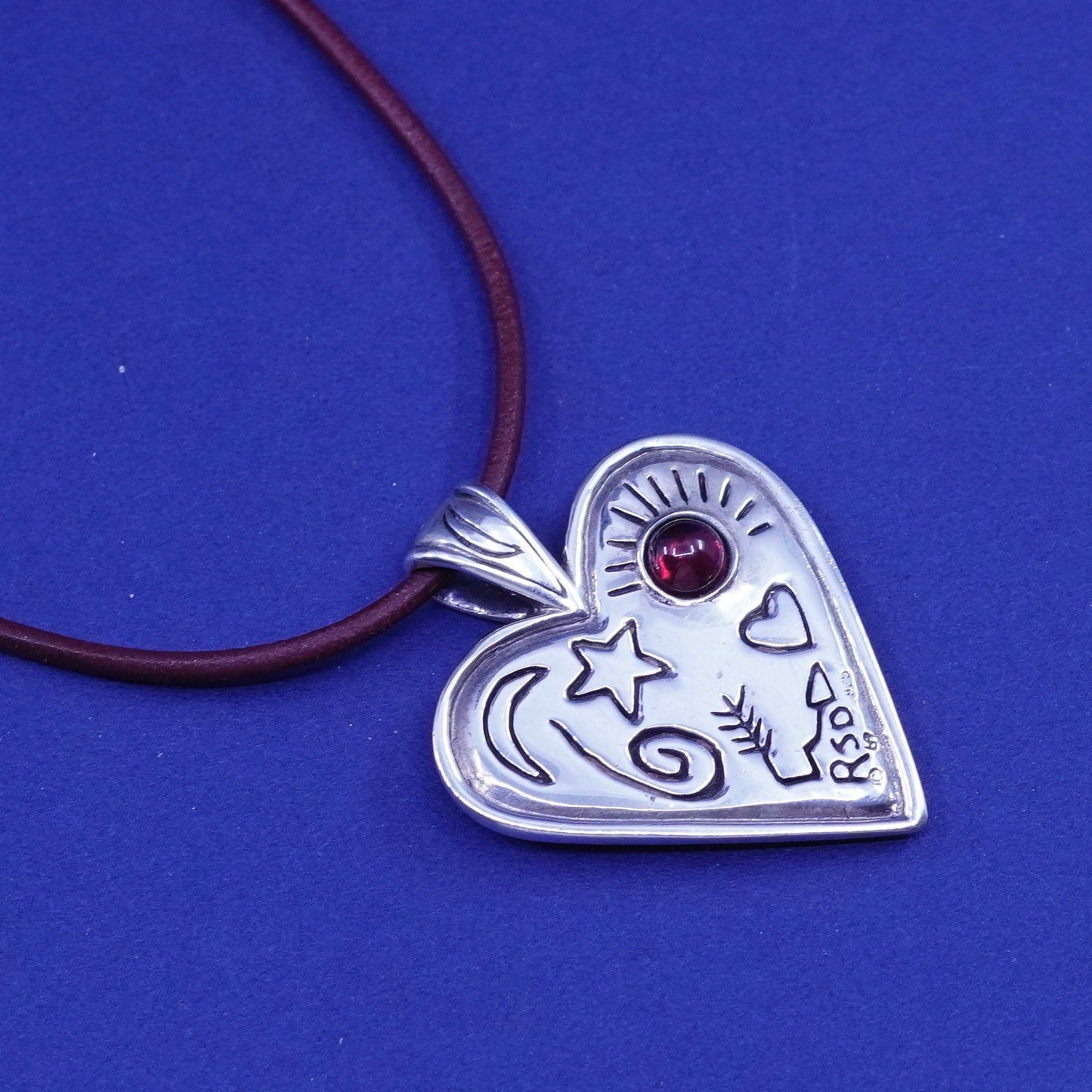 15+2”, Native American Shube Leather Necklace Sterling 925 silver heart garnet