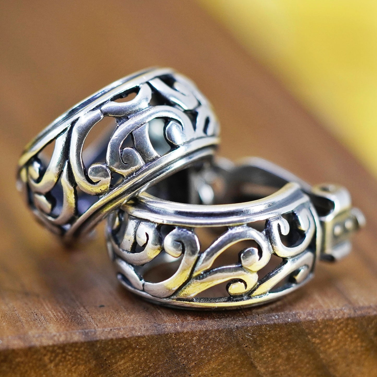 Vintage Silpada Sterling Silver 925 Clip-On Filigree Scroll Hoop Earrings C1380