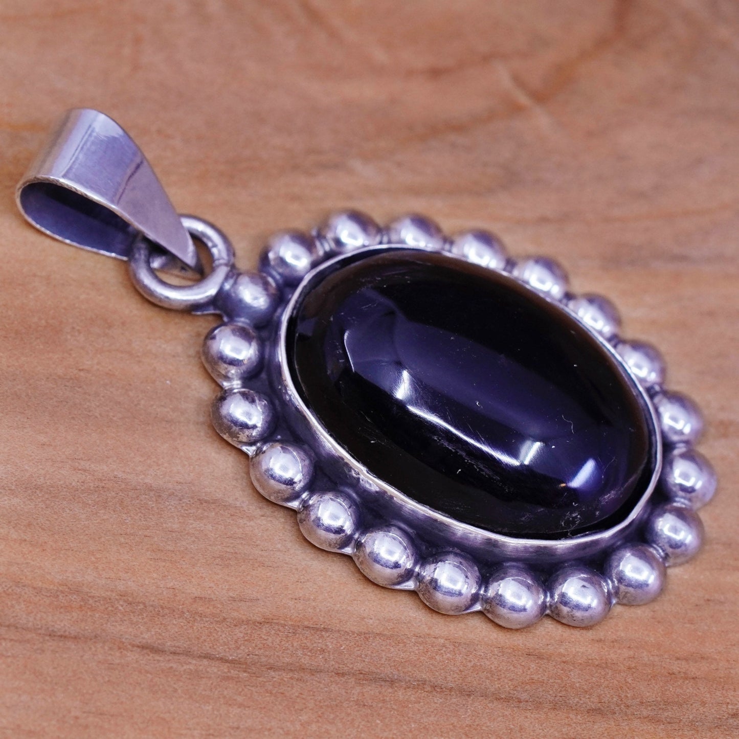 Vintage Sterling silver handmade pendant, Mexico 925 with oval onyx and beads