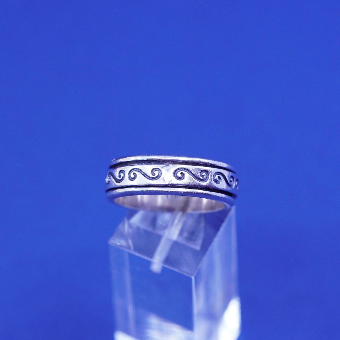Size 11, vintage sterling silver swirly textured band, 925 ring