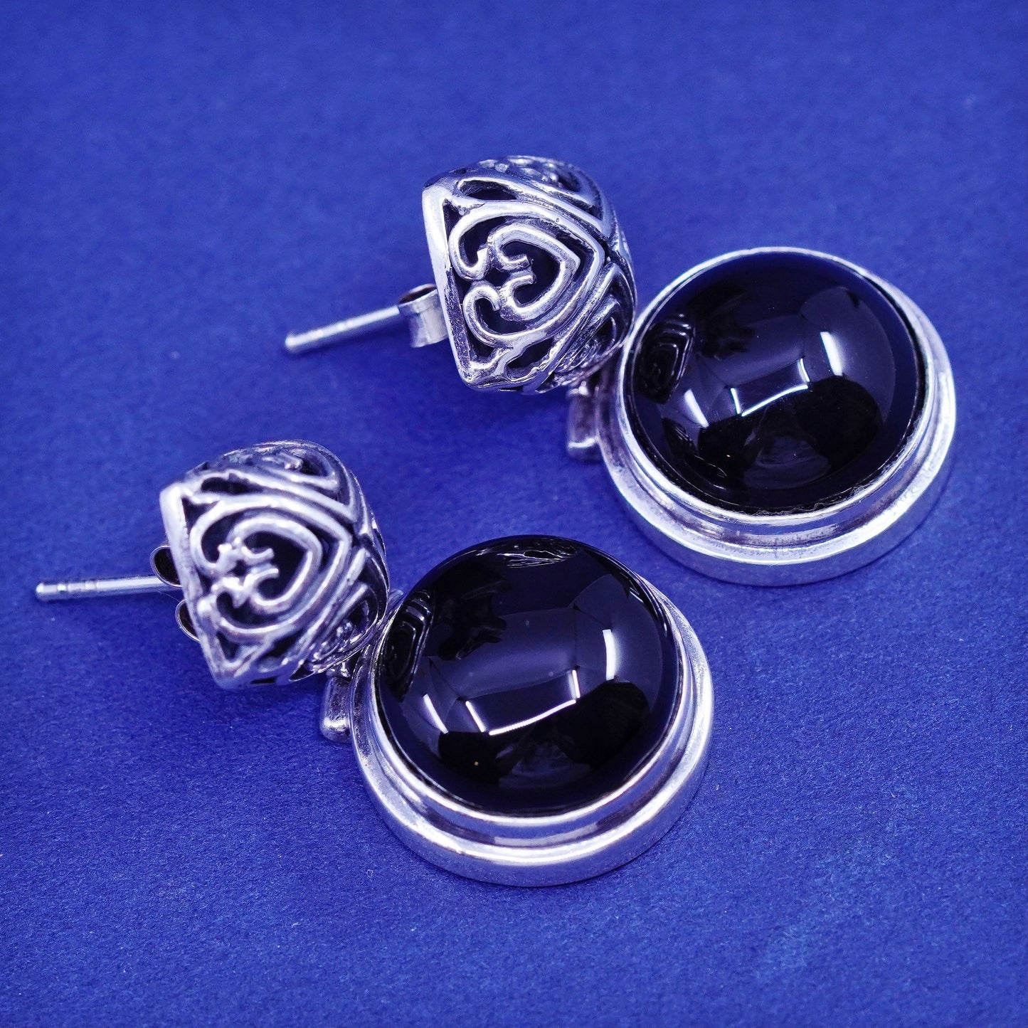 Vintage Sterling 925 Silver Handmade filigree Earrings with round onyx