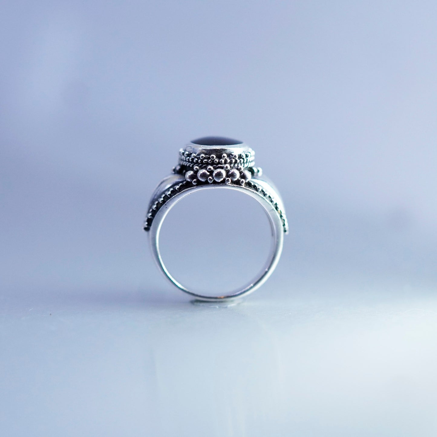 Size 7, vintage bali Sterling 925 silver handmade ring with onyx and beads