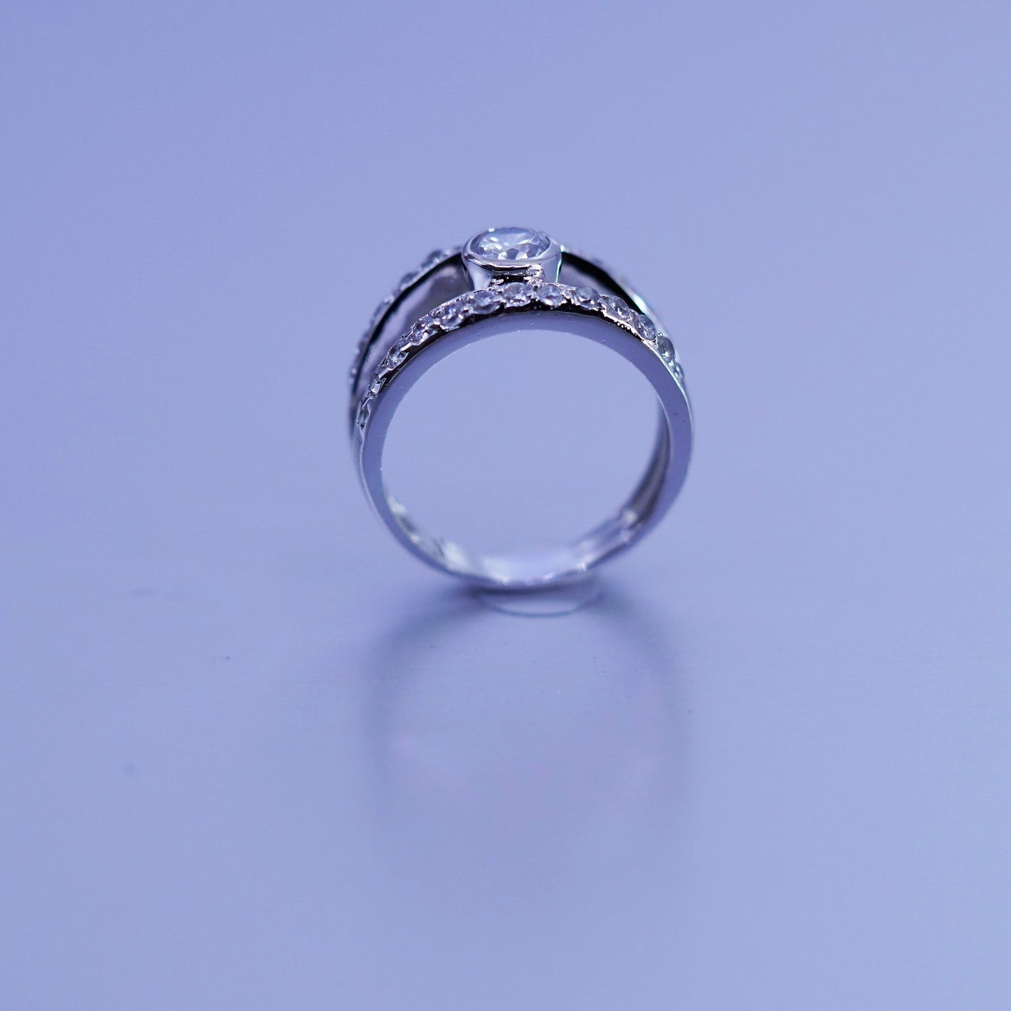 Size 8, vintage Sterling 925 silver handmade band ring with cluster Cz