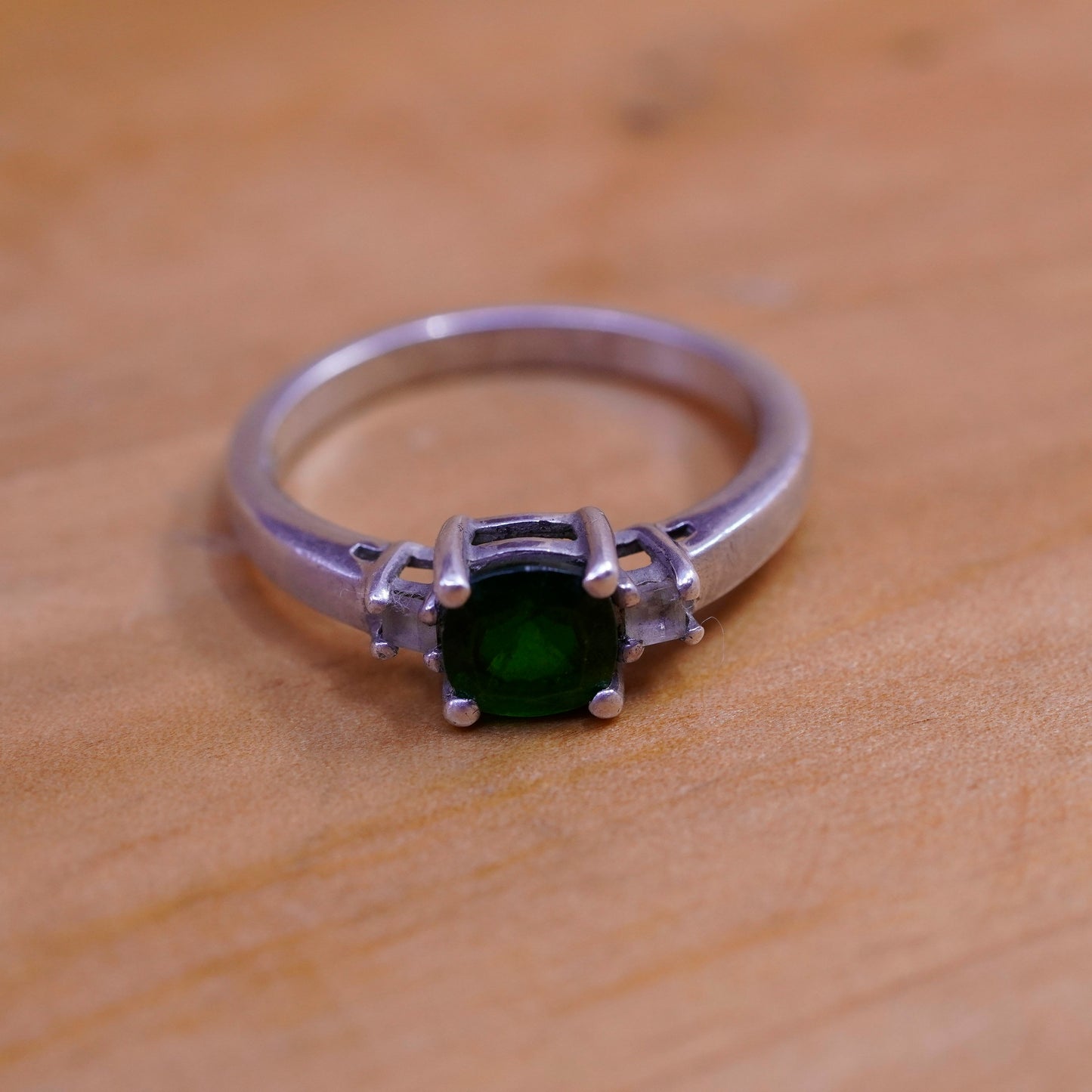 Size 7.25, vintage Sterling 925 silver handmade ring with peridot and cz