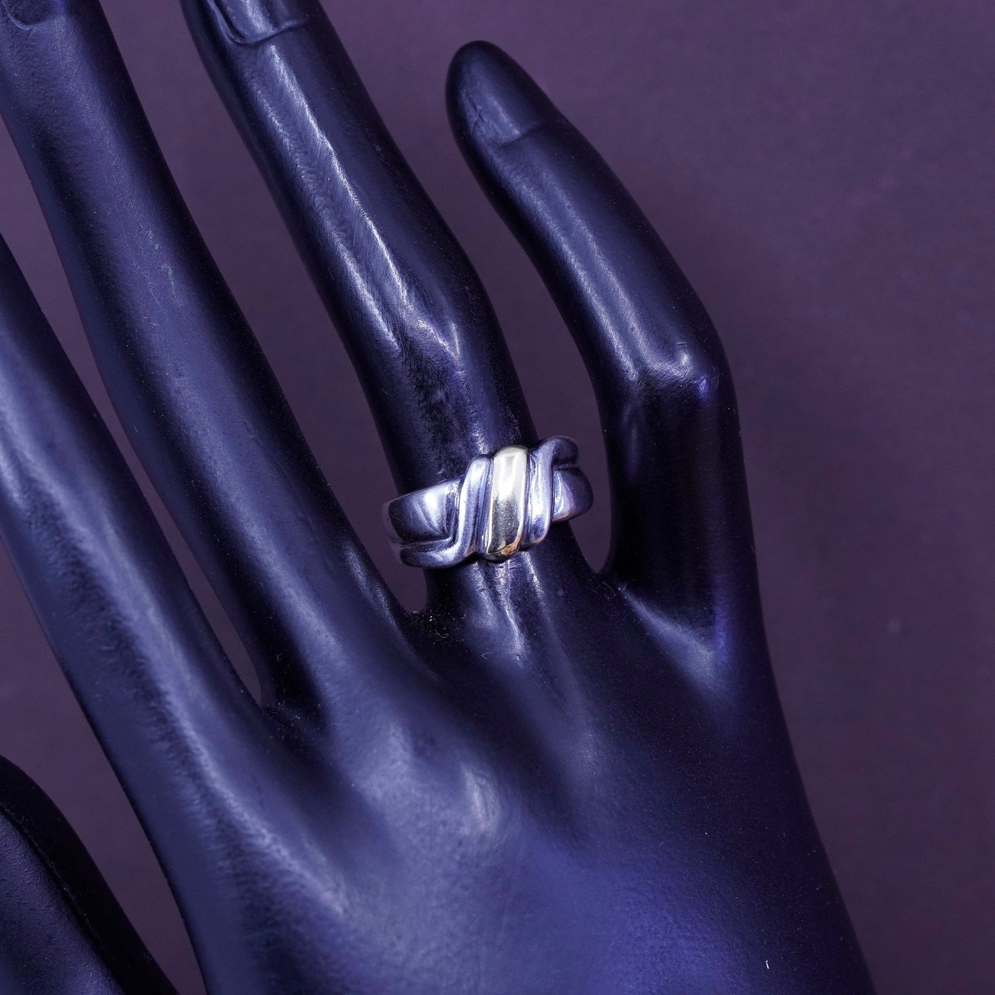 Size 6, modern Sterling 925 silver handmade ribbed ring with 14K gold accent