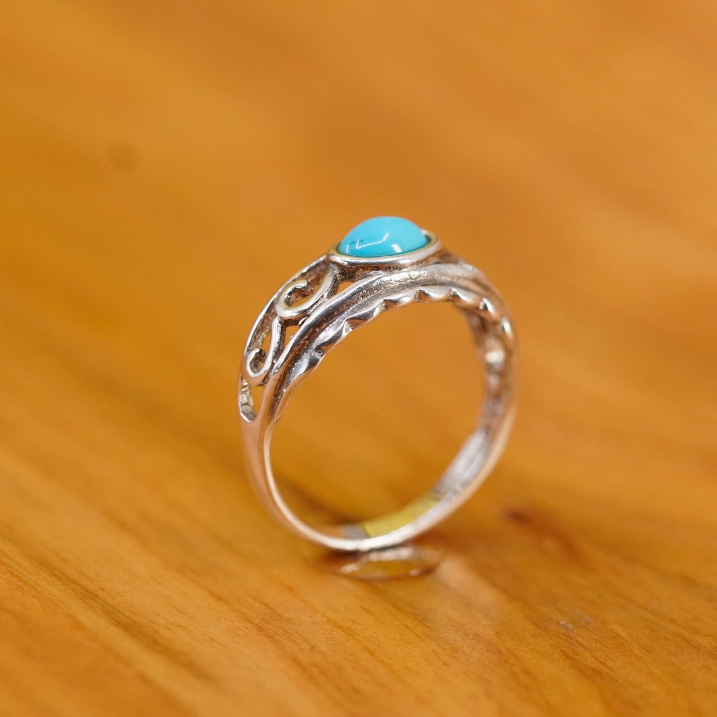 Size 6, vintage Sterling 925 silver handmade ring with turquoise, southwestern